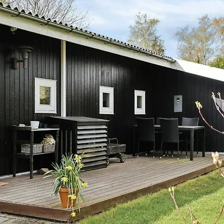 Vakantiehuis A Gem Close To And Town